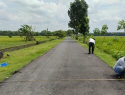 Hotmix Tipis, Dugaan Fee Tebal: Proyek Jalan di Desa Bakung Seret Nama Kades ke Kejari Bojonegoro