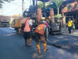 Sambut Mudik Lebaran 2026, Dinas PU BMKCTR Lamongan Kebut Perbaikan Jalan Strategis